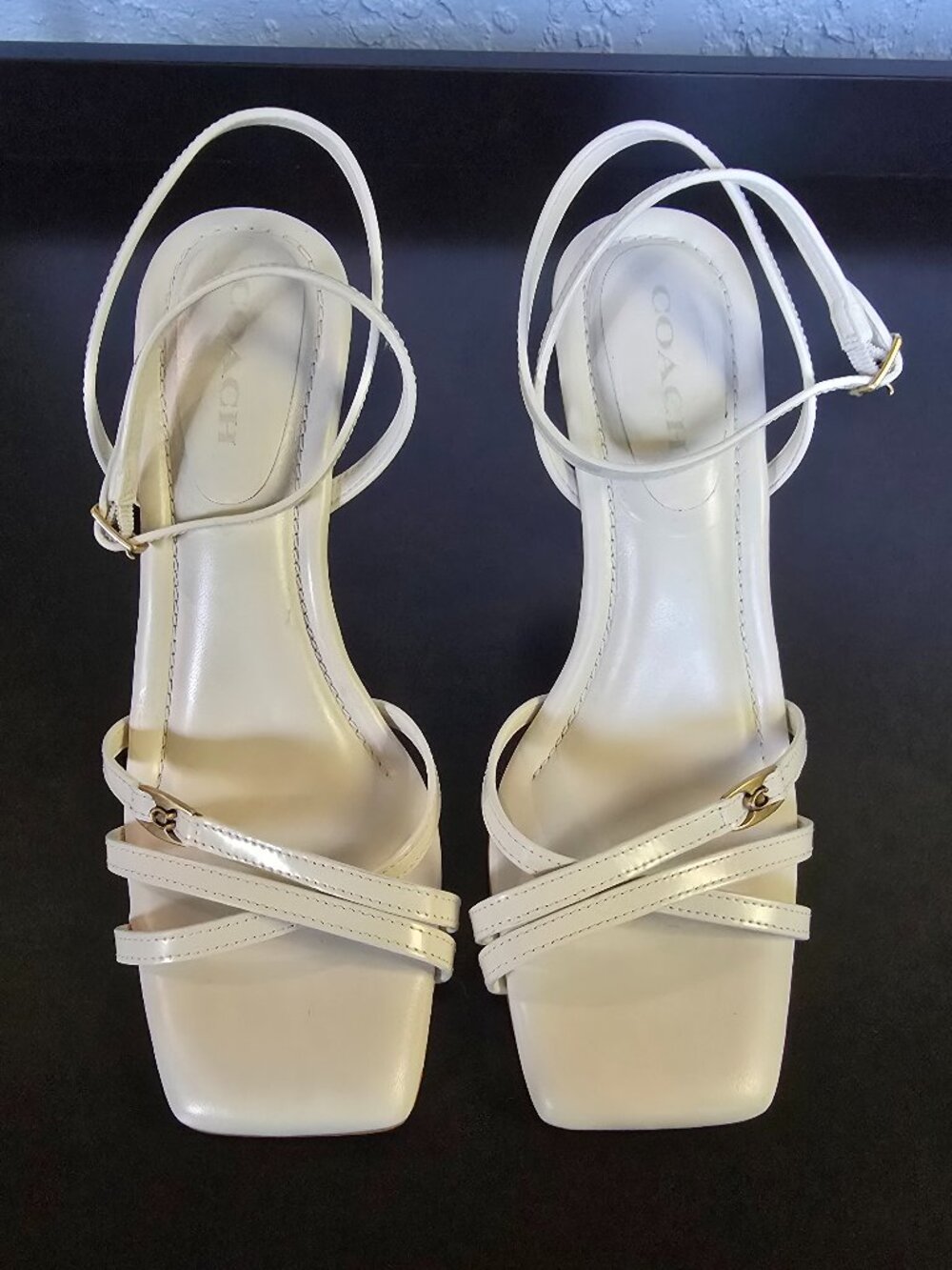 Coach Kelsey white leather strappy sandals in excellent condition - Picture 4 of 6